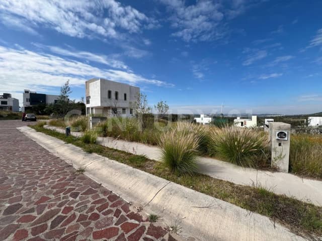 Venta de Terreno en El Encino Residencial