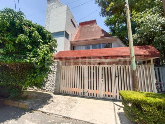 Casa en Venta en Prado Coapan 3era Secc. Tlalpan, CDMX