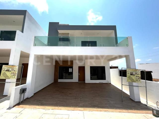 Casa en Venta en Mazatlan, Sinaloa, Mexico. Coto Platino Norte.