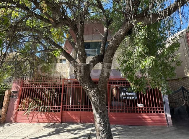 CASA EN VENTA EN COLONIA OBRERA