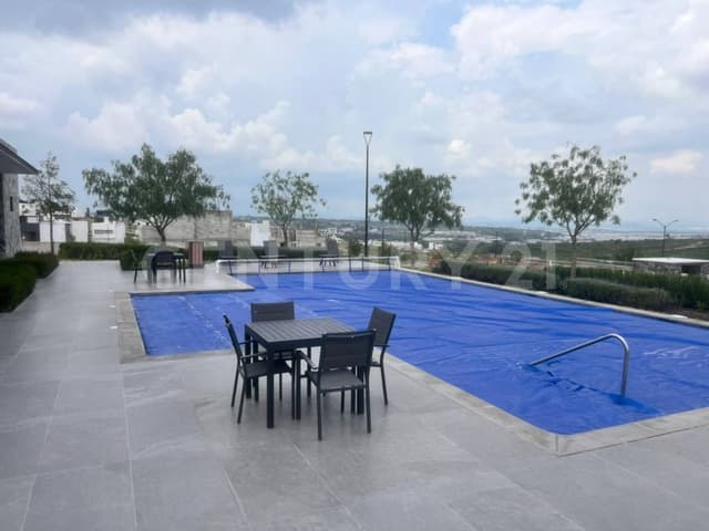 Terreno en Venta en Capital Sur Condominio Abu Dhabi