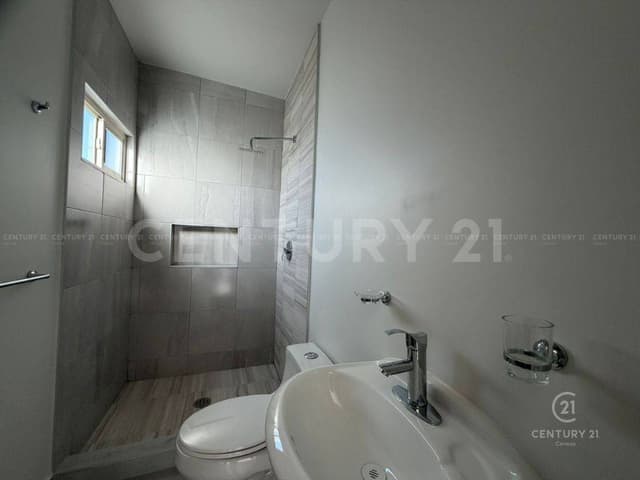 CASA EN RENTA EN (FRACCIONAMIENTO BOSQUES DE ALTEA III) EN CHIHUAHUA, CHIH.