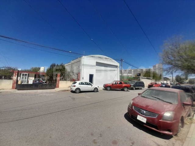 Se renta bodega de 425 m2 totalmente techeda en Guadalupe Zacatecas
