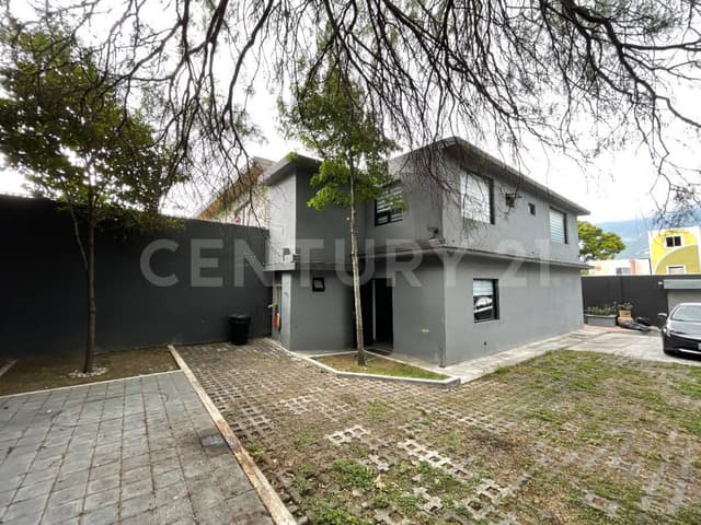 Local/Oficina en Renta sobre Avenida Vasconcelos, San Pedro Garza García Centro