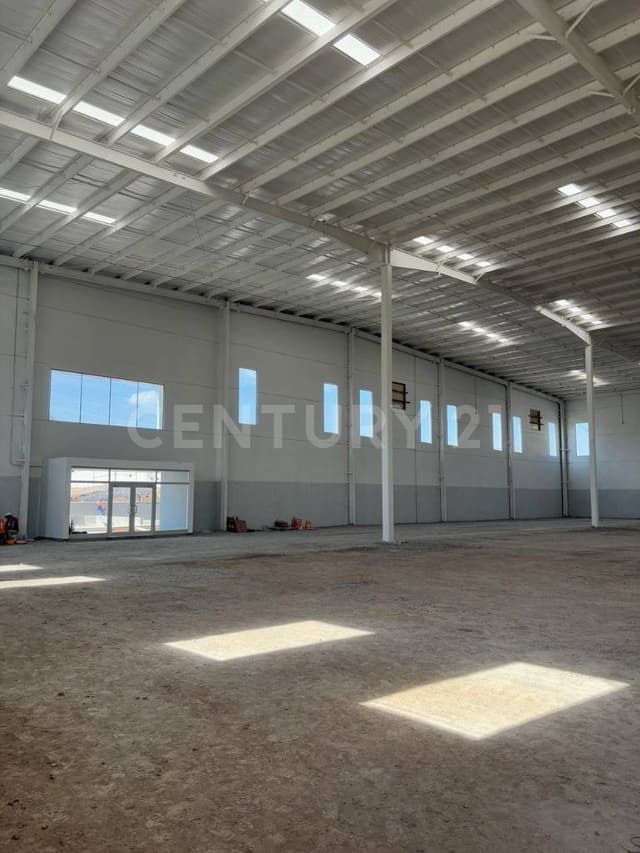 Se renta nave de 10,328 m2 en Ramos Arizpe.