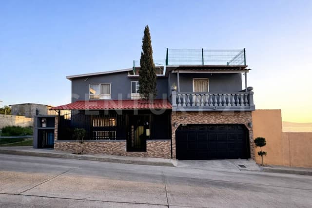 CASA EN VENTA EN MARQUEZ DE LEON I ENSENADA