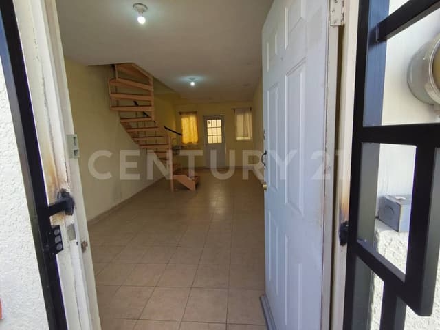 Se vende casa Villas del real Tecámac Estado De México