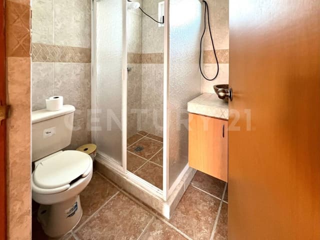 CASA EN CONDOMINIO CON SEGURIDAD