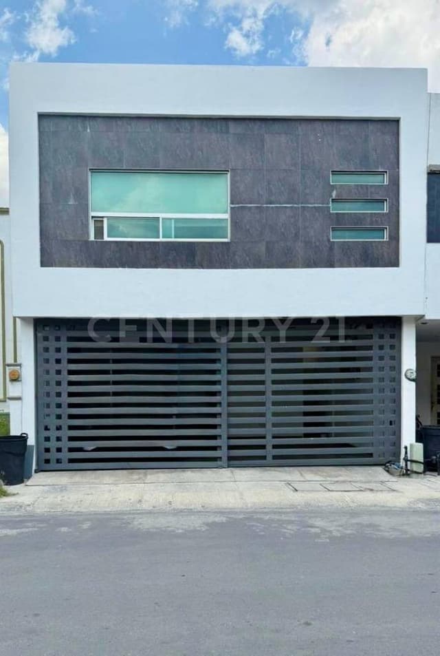 CASA EN VENTA | PUERTA DE ANAHUAC | ESCOBEDO NL