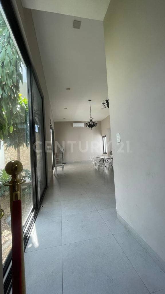 En Venta Casa para SPA, escuela, salon de fiestas en Playa del Cármen