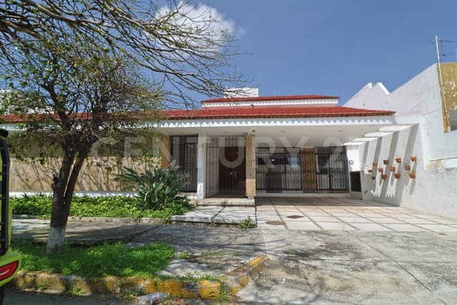 Casa en venta, Col. Camino Real, Zapopan, Jal.