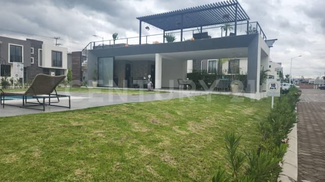 VENTA DE CASA HABITACIÓN.