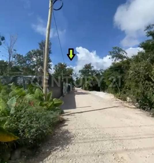 Terreno 2,500 m2 en Venta Región 15 Tulum - La Veleta a 5 min de la playa
