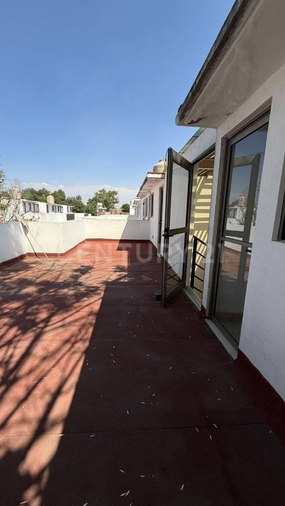 CASA EN VENTA EN CONDOMINIO VERTICAL