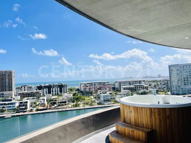 Venta de departamento con vista al mar en Shark Tower, Puerto Cancún - OFC2924