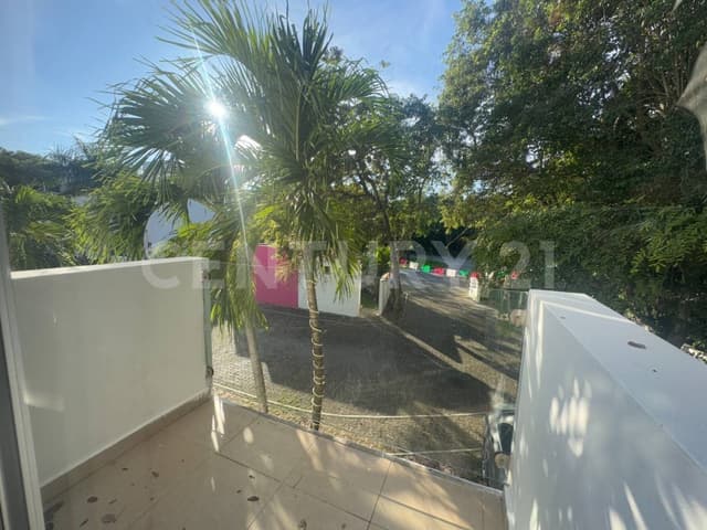 CASA EN RENTA sin Amueblar en SELVAMAR 3 recamaras Oriente 18 , Playa P4484