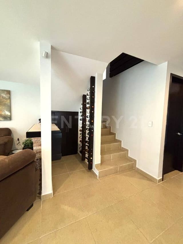 Casa con amplio jardín en venta en Momoxpan San Pedro Cholula, Puebla.