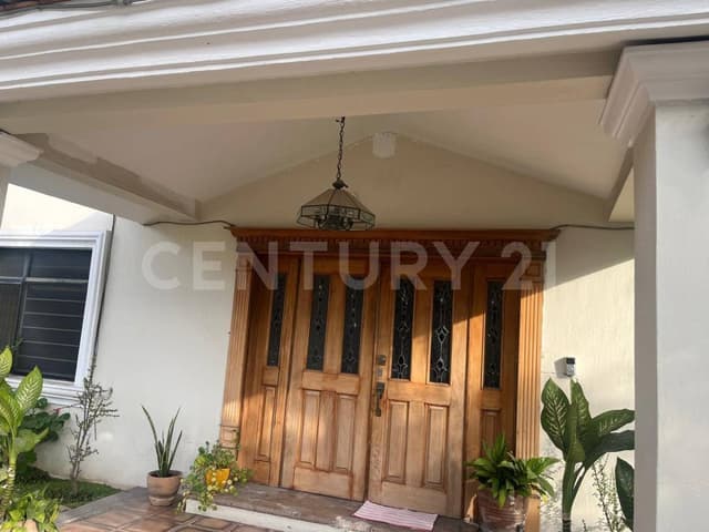 Residencia en Venta en Altamira Zapopan