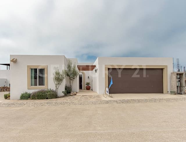 CASA EN VENTA VILLAS DE PUNTA PIEDRA( CARRETERA ESCENICA TIJUANA - ENSENADA)