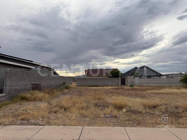 TERRENO EN VENTA EN LOS LEONES, CHIHUAHUA, CHIH.