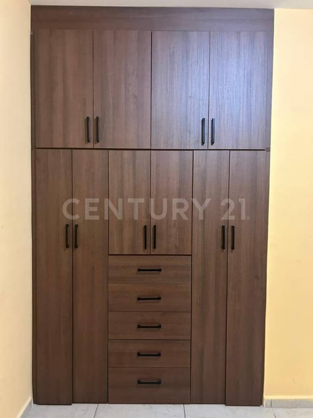 VENTA CASA EN VALLE DE LOS ALMENDROS SALTILLO