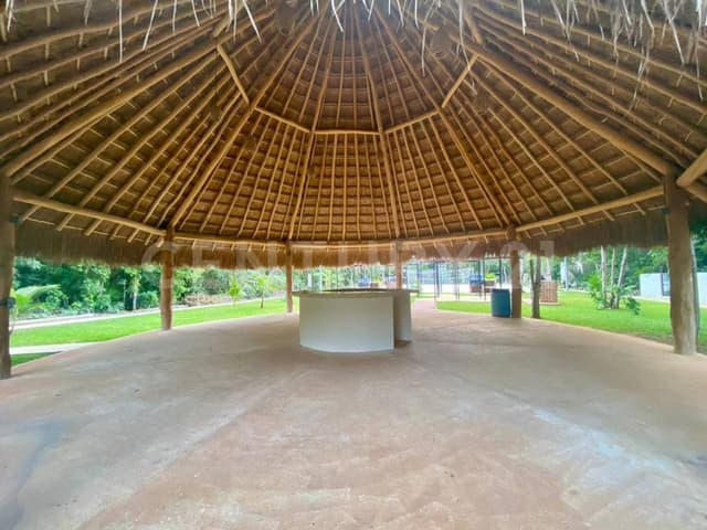 Venta Lote residencial en Paseos de la Selva ll en esquina DH2325