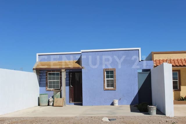 CASA NUEVA EN VENTA COL. LOS GIRASOLES CD. CUAUHTEMOC, CHIHUAHUA.