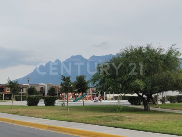 CASA NUEVA EN RENTA