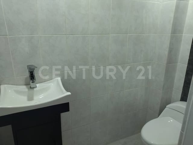 Casa en Venta en La Colonia Parques Nacionales, Toluca, Estado de México