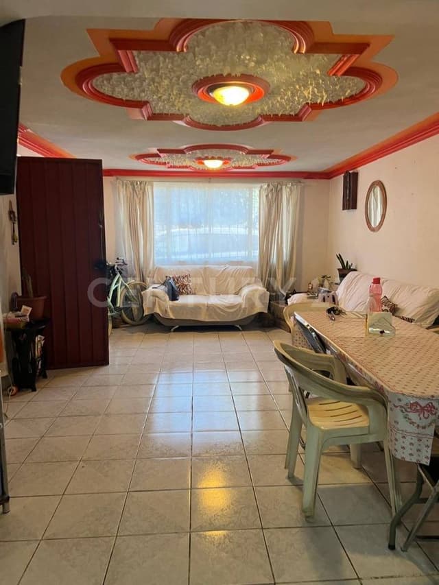 SE VENDE CASA EN JARDINES DE MORELOS, ECATEPEC