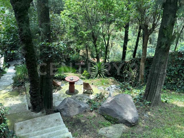 Venta de casa en Bosques de las Lomas, Miguel Hidalgo, CDMX