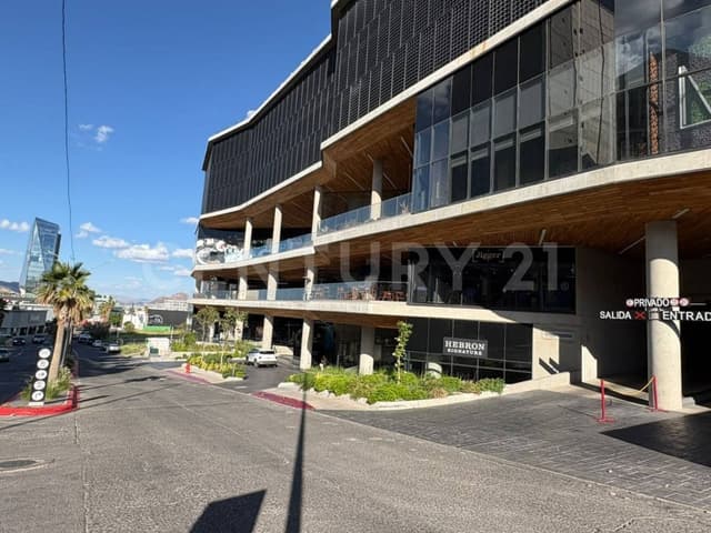 Local Comercial en Renta, Torre Azenzo, Chihuahua, Chih