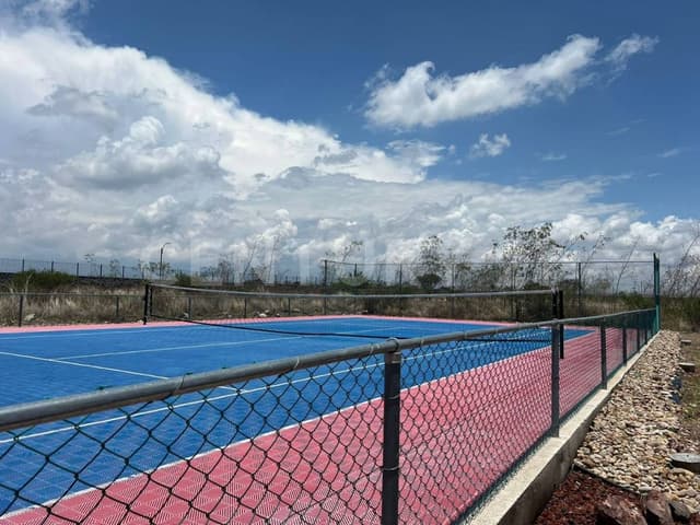 Venta de Terreno en Ciudad Maderas Sur Guanajuato