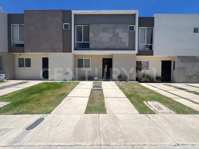Renta de Casa en Zakia Residencial
