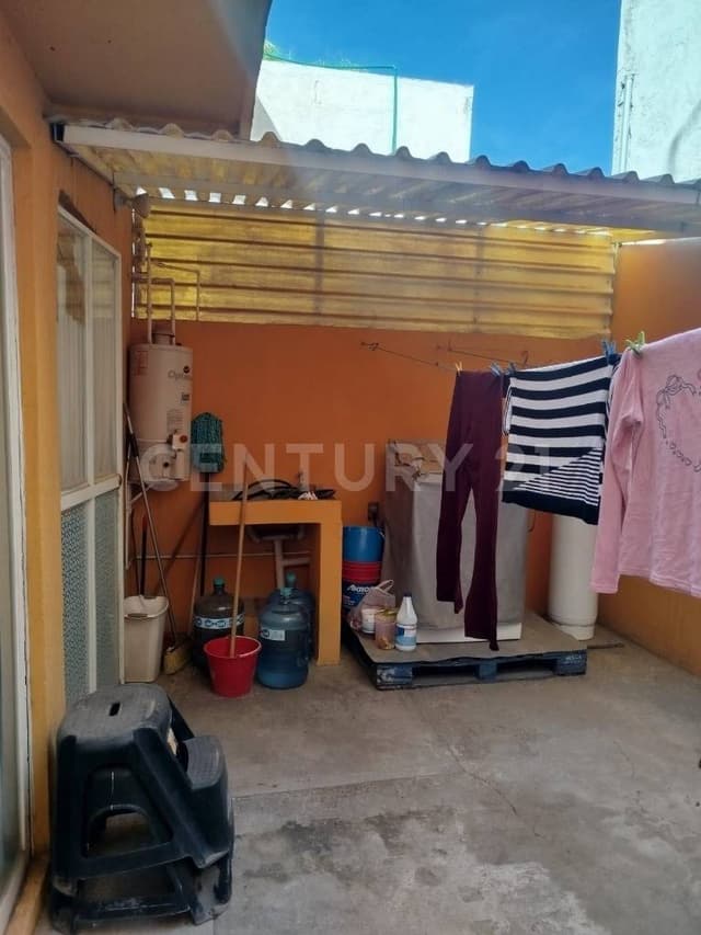 Casa en mina azul, Espinela #26