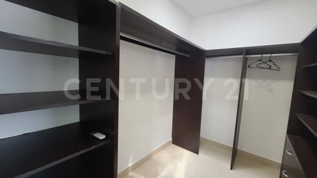 Casa sin muebles en Renta de 3 rec en Residencial Punta Estrella P4482