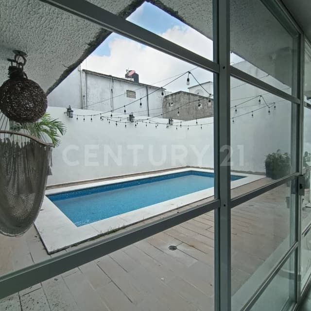 CASA CON ALBERCA EN VENTA, FRACC EL DORADO, CARR VILLAHERMOSA-NACAJUCA, TABASCO