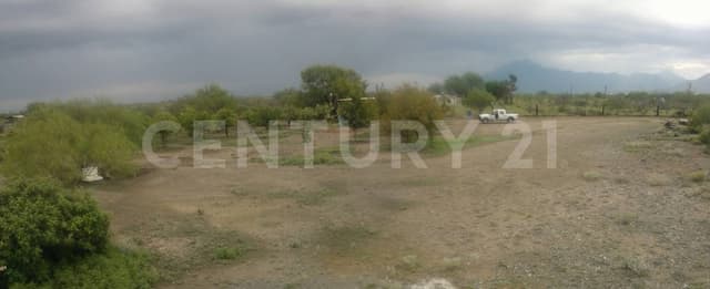 TERRENO EN VENTA EN SALINAS VICTORIA EN EX COMUNIDAD MARIA JULIANA