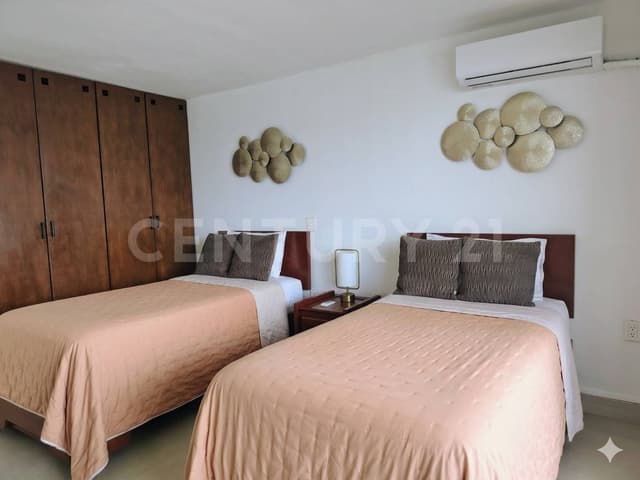 Departamento en venta FRENTE AL MAR en Cancun OFC2526