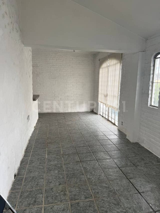 Casa en venta, Col. Jardines Alcalde, Guadalajara, Jal.