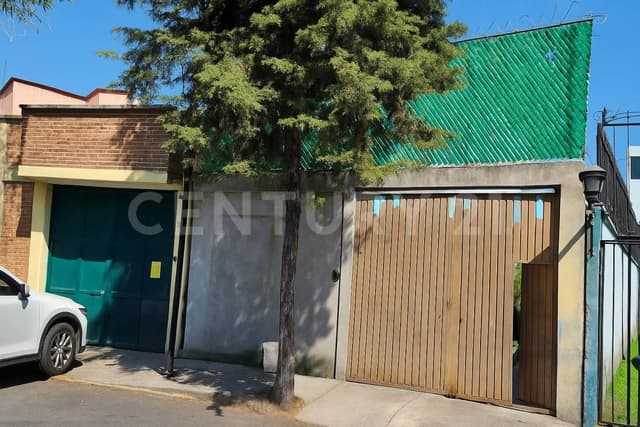 Terreno residencial en venta en Paseos del Sur, Xochimilco, CDMX.