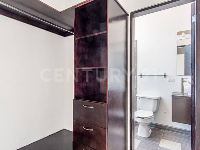 VENTA DE CASA EN RESIDENCIAL PUERTA SAN PEDRO, TIJUANA , B.C.