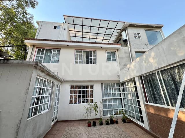Casa en venta en Col. 10 de Abril, Naucalpan, Mex.