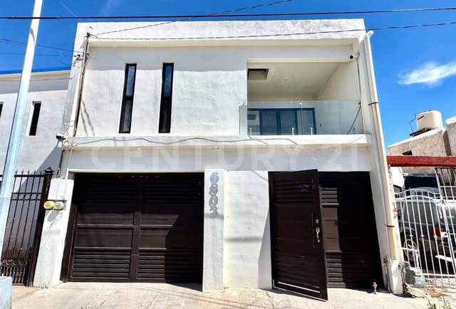 CASA EN VENTA EN COL. GIRASOLES V