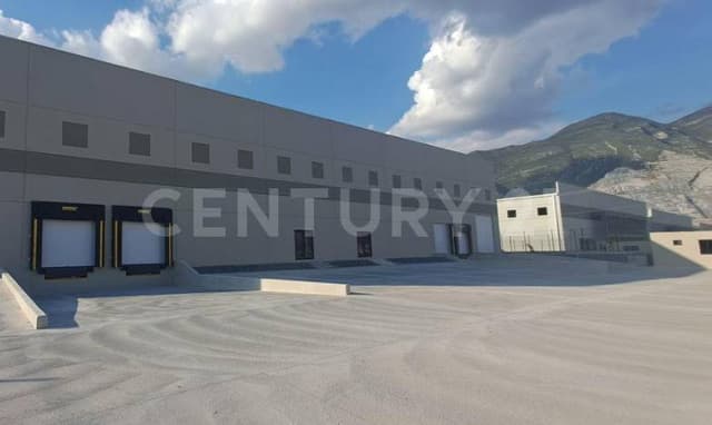 NAVE EN RENTA EN SANTA CATARINA, NUEVO LEÓN