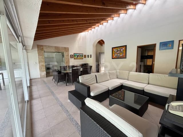 CASA DE UNA SOLA PLANTA EN FRACCIONAMIENTO TAMOANCHAN JIUTEPEC, MORELOS