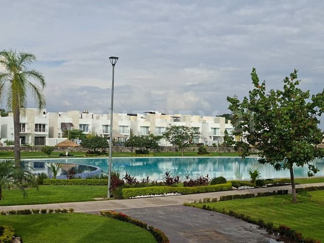 VENTA DE CASA RESIDENCIAL EN OAXTEPEC CENTRO, MORELOS.