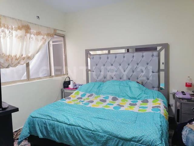 CASA EN VENTA EN COL. BERNARDO REYES