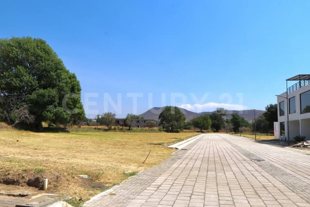 Lote en venta en Residencial Real de Luna, Atlixco, Puebla.