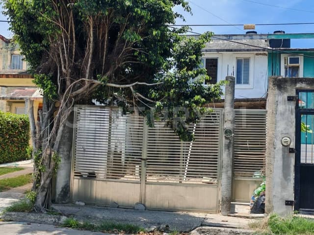 CASA EN VENTA, Fraccionamiento Punta del Mar, Coatzacoalcos, Ver.
